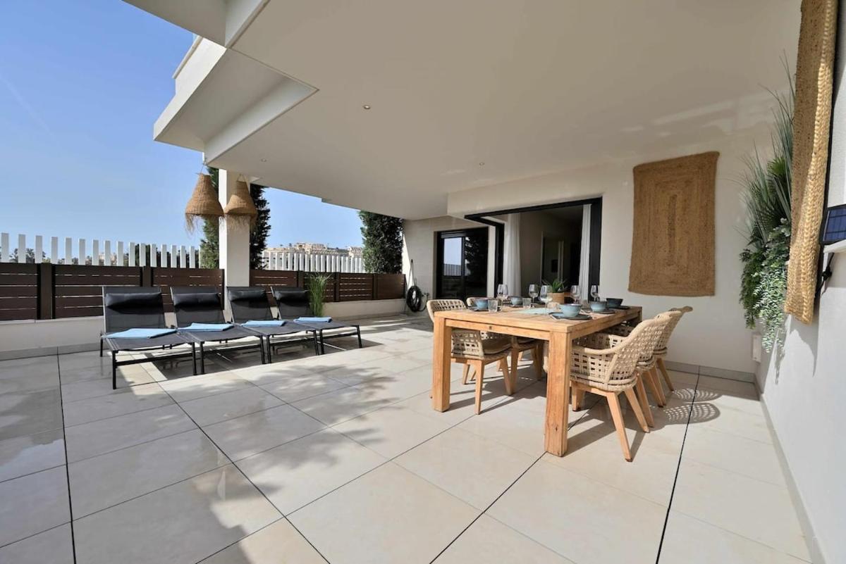 Modern 3 Bedroom Apartment, Close To Апартаменты *
